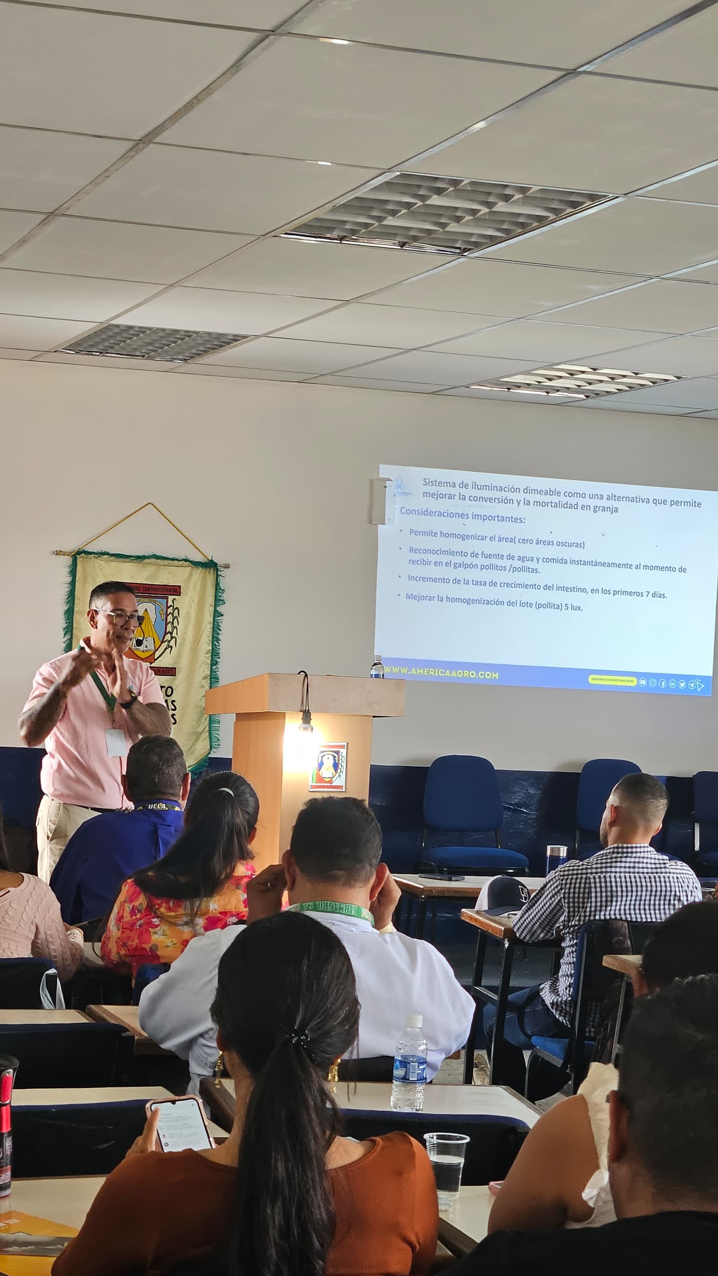 Jornada UCLA